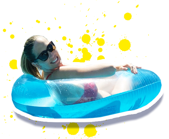 Jen swimming